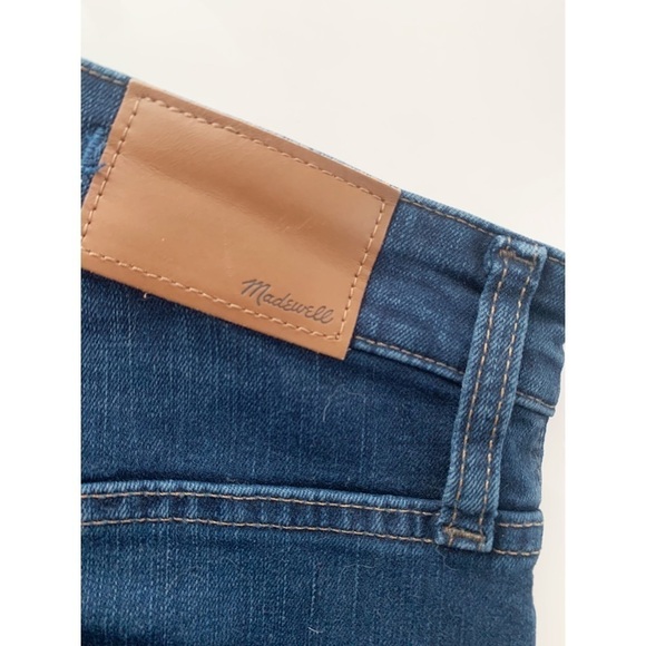 MADEWELL Curvy High-Rise Skinny Jeans in Hayes Wash - Picture 7 of 10
